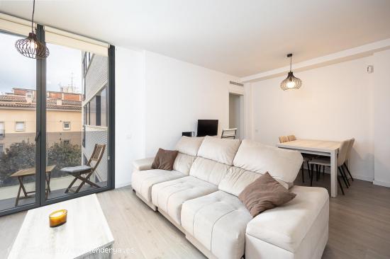 Piso en venta en Martí Pujol con zona comunitaria. - BARCELONA