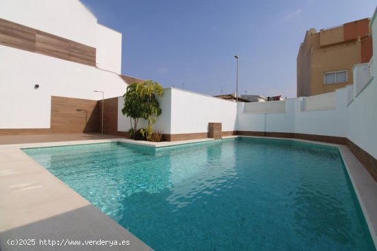 Apartamento en venta en Pilar de la Horadada (Alicante)