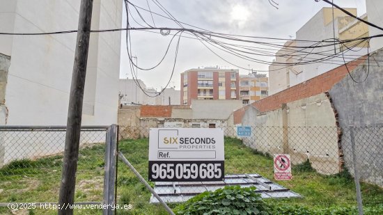 Parcela en venta en Guardamar del Segura (Alicante)