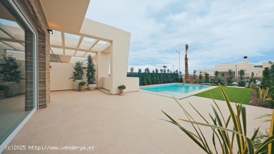 Villa en venta a estrenar en Algorfa (Alicante)