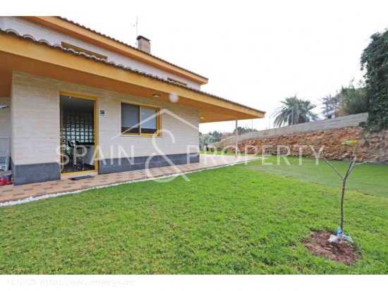 Chalet en venta en Torrent (Valencia)