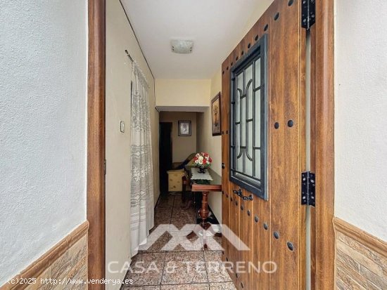 Casa en venta en Sayalonga (Málaga)