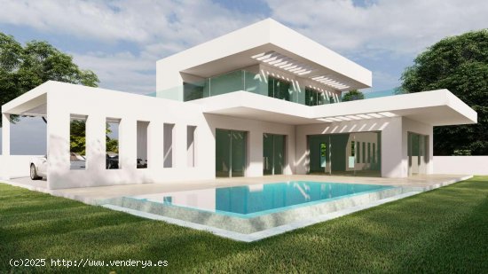 Villa en venta en construcción en Marbella (Málaga)