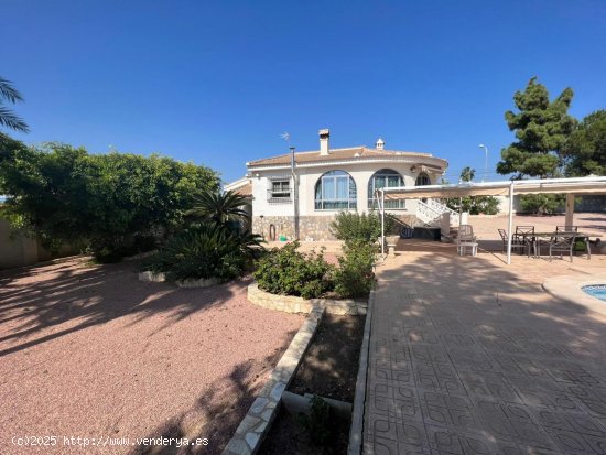 Villa en venta en Ciudad Quesada (Alicante)