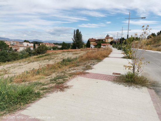 Suelo urbano en venta  en Roda de Ter - Barcelona