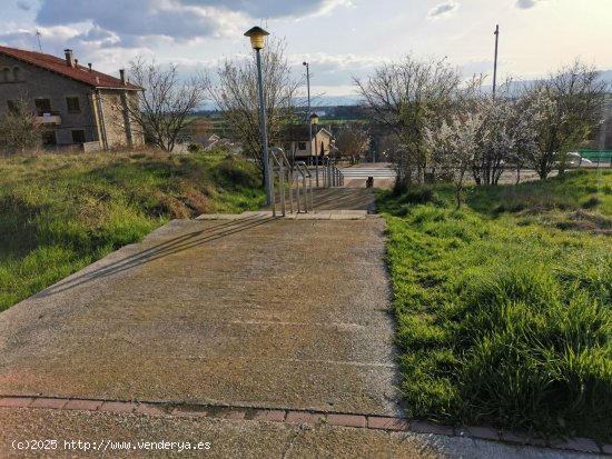 Suelo urbano en venta  en Roda de Ter - Barcelona