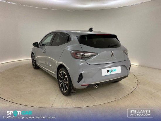 Renault Clio   TCe 90 (67kw) Techno - Barcelona