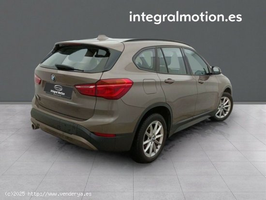 BMW X1 sDrive16d A - 