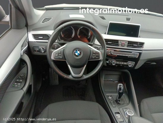 BMW X1 sDrive16d A - 