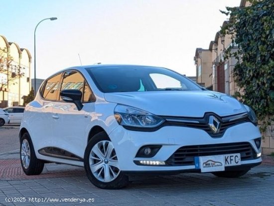  RENAULT Clio en venta en TorrejÃ³n de
Ardoz (Madrid) - TorrejÃ³n de
Ardoz 