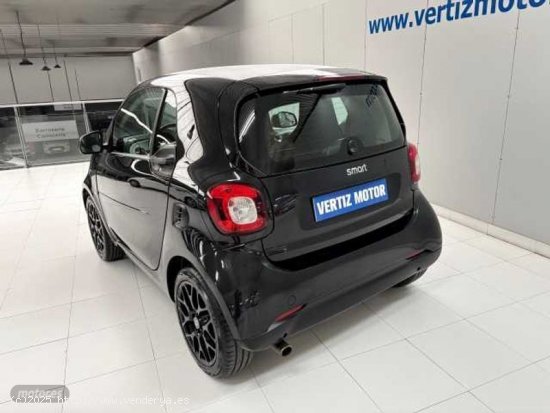 Smart Fortwo 52 Passion 1.0 71cv de 2015 con 112.000 Km por 10.400 EUR. en Guipuzcoa