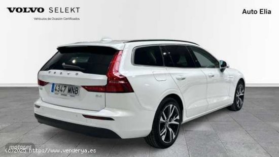 Volvo V 60 V60 Core, B4 Mild Hybrid, Diesel de 2024 con 8.200 Km por 38.500 EUR. en Madrid