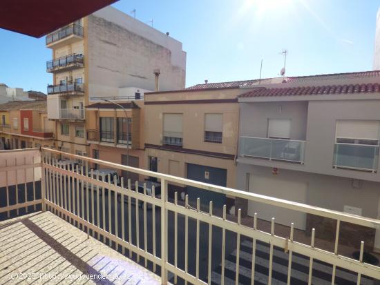 ¡AMPLIO PISO EN ZONA CÉNTRICA DE CALLOSA, MUY SOLEADO Y LUMINOSO! - ALICANTE