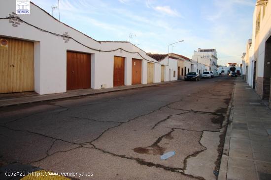 Oportunidad de compra en Montijo sin posesión - BADAJOZ