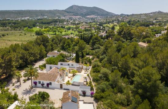 Espectacular finca de estilo ibicenco a la venta en Jávea. Zona Lluca. - ALICANTE