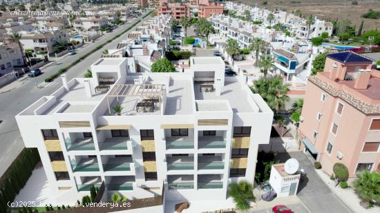 COMPLEJO RESIDENCIAL DE OBRA NUEVA EN ORIHUELA COSTA - ALICANTE