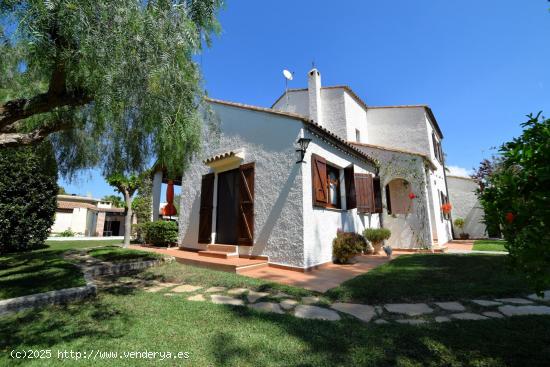 ACOGEDOR CHALET EN BÉTERA - VALENCIA