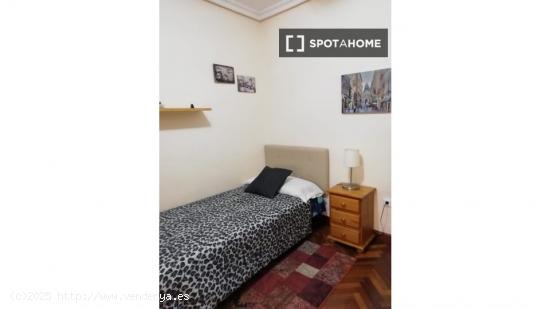 Habitación en piso compartido en Donostia - GUIPUZCOA