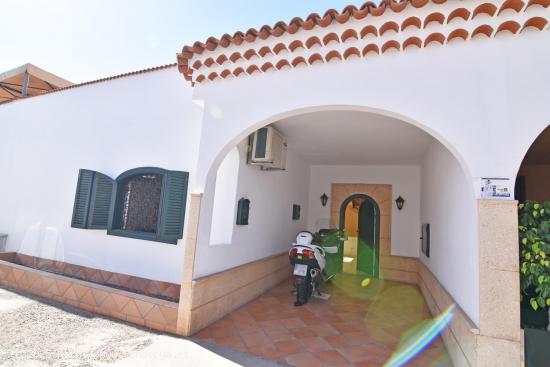 CHALET ADOSADO EN URB LAS PALMERAS PLAYA DEL INGLÉS - LAS PALMAS