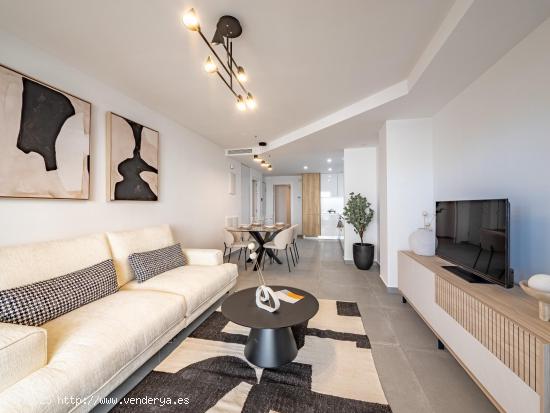 Apartamento en planta baja con jardín en Villamartin - ALICANTE