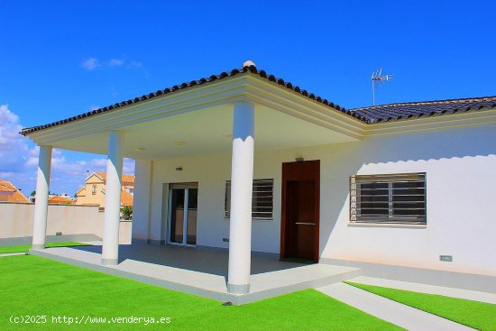 Villa en venta en Santa Pola (Alicante)