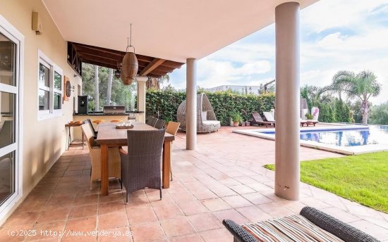 Casa en venta en Sotogrande (Cádiz)