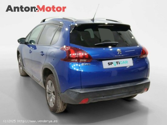 Peugeot 2008   BlueHDi 100 S&S 5 Vel. MAN Signature - VITORIA