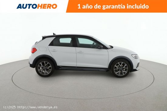 Audi A1 citycarver 30 TFSI Adrenalin - 