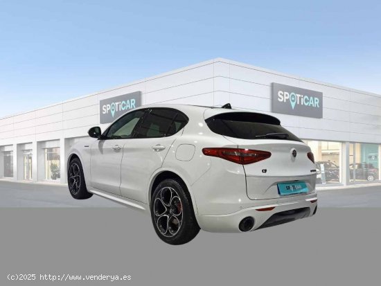 Alfa Romeo Stelvio 2.2 Diésel 154kW (210CV) Veloce Q4 - Jaén