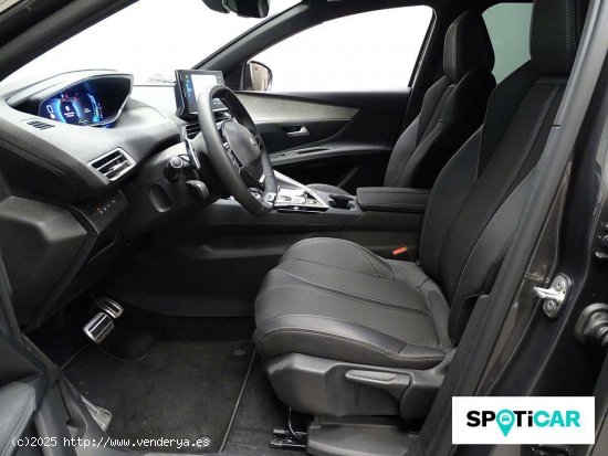 Peugeot 3008  300 e-EAT8 GT - 