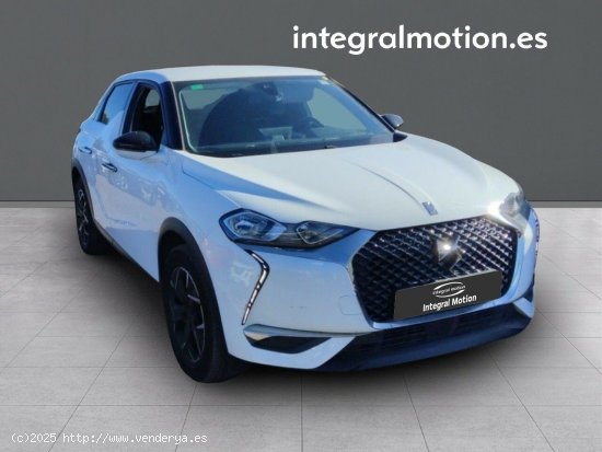 DS Automobiles DS 3 Crossback BlueHDi 73 kW Manual SO CHIC - 