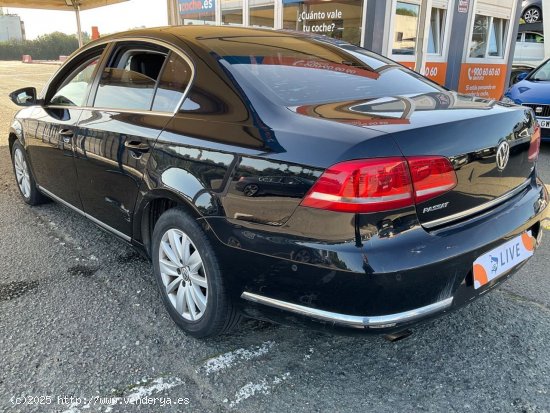 Volkswagen Passat 1.6 TDI 105cv Advance BlueMotion Tech Nacional - Málaga