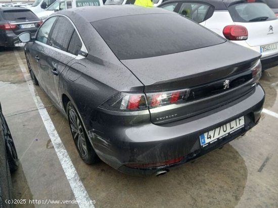 Peugeot 508 Hybrid ALLURE 225 e-EAT8 - Ponteareas