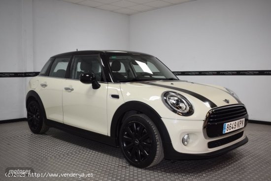 Mini Cooper Aut de 2018 con 91.000 Km por 18.900 EUR. en Valencia