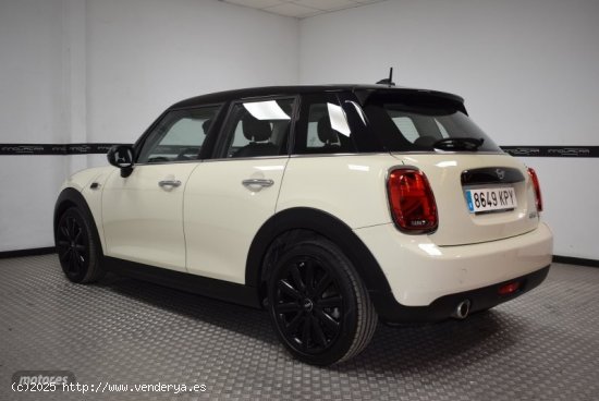 Mini Cooper Aut de 2018 con 91.000 Km por 18.900 EUR. en Valencia