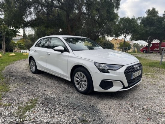  Audi A3 Sportback Genuine 40 TFSI e 150kW S tron de 2022 con 15.289 Km por 28.589 EUR. en Malaga 