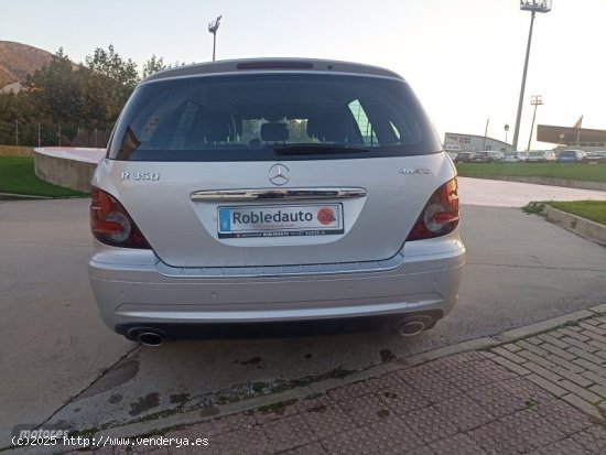 Mercedes Clase R 350 4Matic de 2009 con 308.559 Km por 12.000 EUR. en Madrid