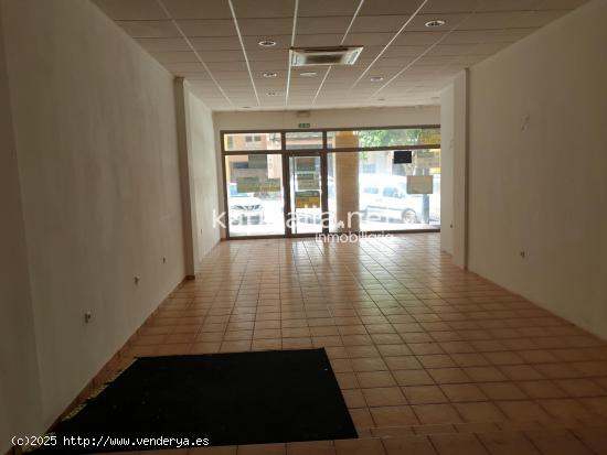 LOCAL COMERCIAL EN VIA PRINCIPAL DE ONTINYENT - VALENCIA