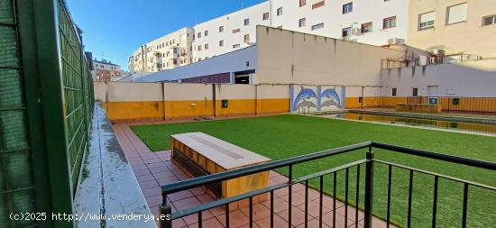 VENTA APARTAMENTO ESTACION - BADAJOZ