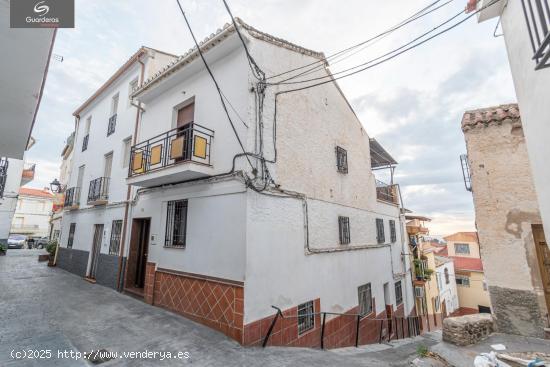  PRECIOSA CASA PAREADA EN COGOLLOS VEGA - GRANADA 