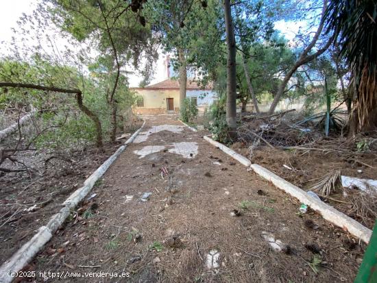  CASA DE CAMPO CON TERRENO en Pozo Estrecho - MURCIA 