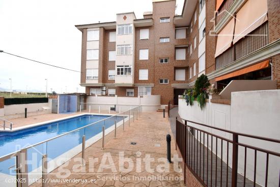 OPORTUNIDAD DE PISO AMPLIO Y EXTERIOR EN RESIDENCIAL CON TERRAZA Y 2 GARAJES - CASTELLON