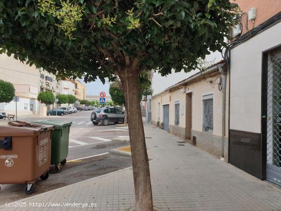 VIVIENDA UNIFAMILIAR - ALICANTE