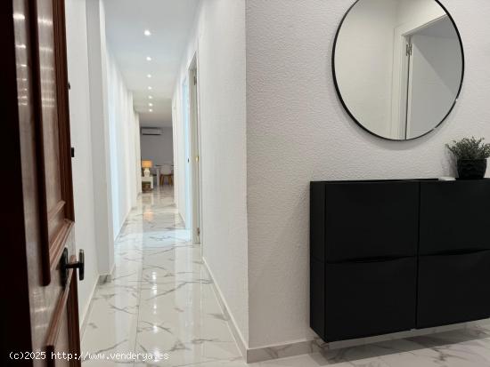 Apartamento reformado con licencia turística a 200 metros de la playa! - ALICANTE