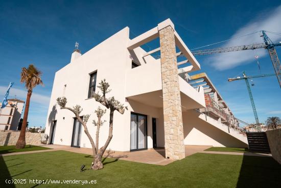 Bungalows de obra nueva en Pilar de la Horadada - ALICANTE