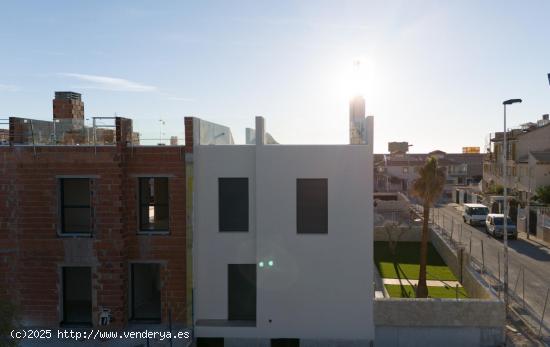 Bungalows de obra nueva en Pilar de la Horadada - ALICANTE