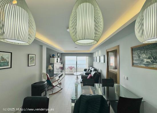 Primera linea! magnifico apartamento reformado con excelente diseño y vistas al mar - ALICANTE