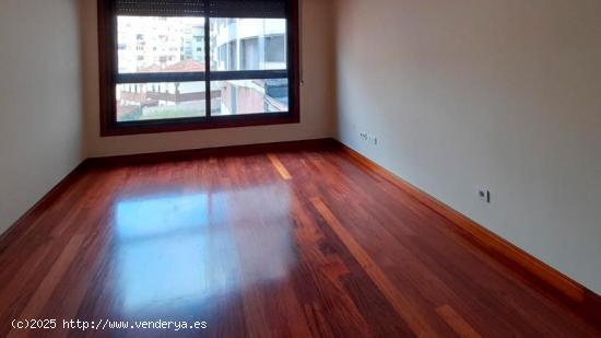 Se Vende en Vigo - PONTEVEDRA