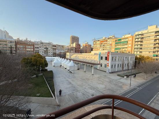 ALQUILER DE EXCELENTE VIVIENDA EN CENTRO DE ALICANTE - ALICANTE