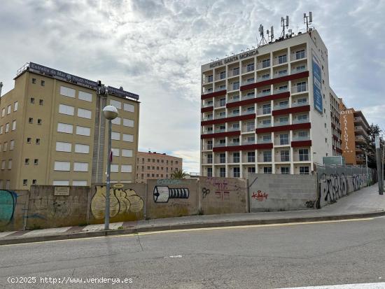 SOLAR AL COSTAT DEL MAR A CALELLA - BARCELONA